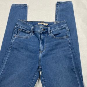 Women’s Levi’s brand Hi-Rise Super Stretch Skinny 720 Jegging denim Jeans Size24